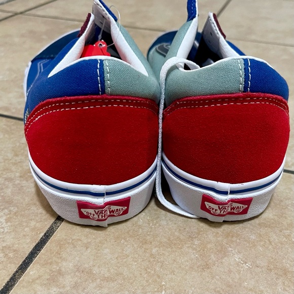 Men’s Old Skool Vans - Picture 2 of 6